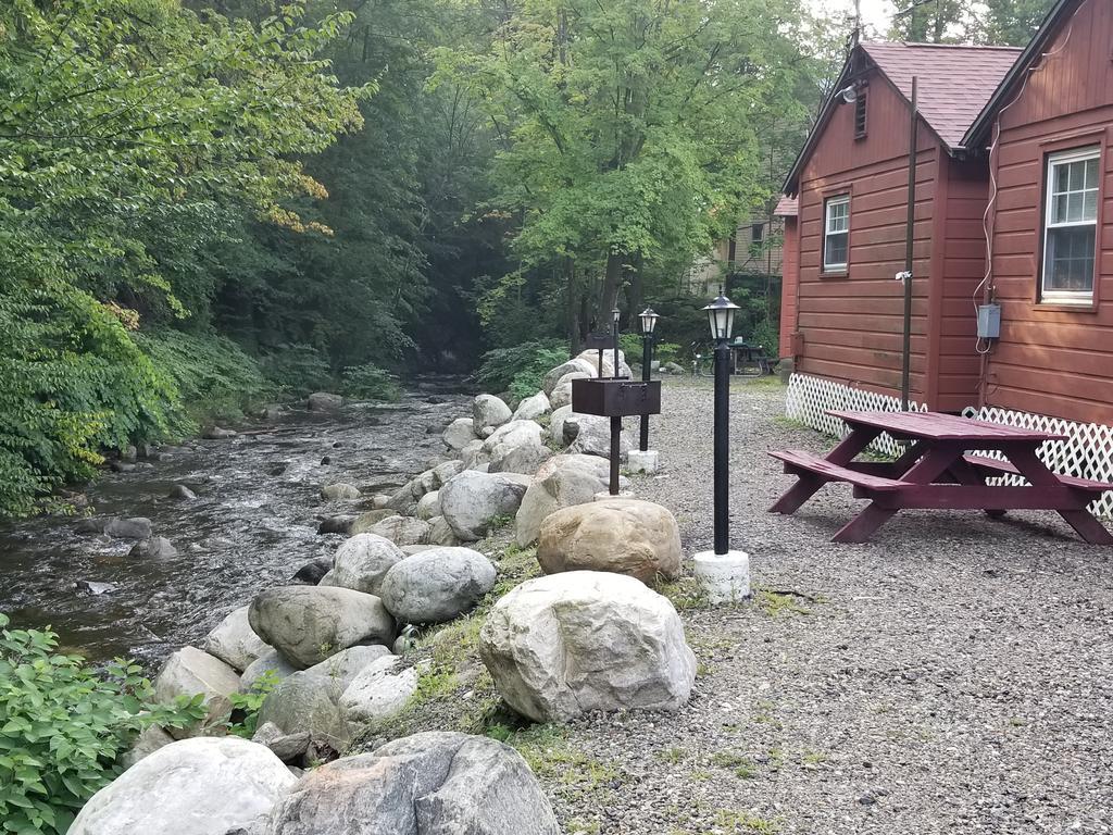 Seven Dwarfs Motel & Cabins Lake George Exterior foto
