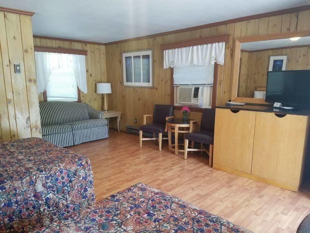 Seven Dwarfs Motel & Cabins Lake George Exterior foto