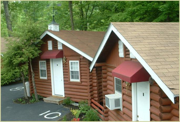 Seven Dwarfs Motel & Cabins Lake George Exterior foto